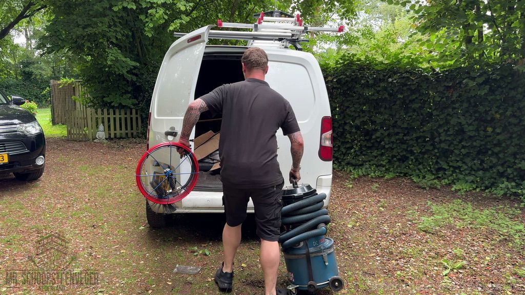 Schoorsteen onderhoud Heerhugowaard ladder bus Schoorsteen onderhoud Heerhugowaard ladder bus