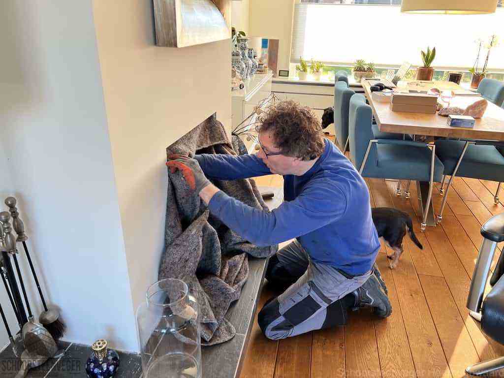 Schouwveger Heerhugowaard kleed schoorsteenreiniger Schouwveger Heerhugowaard kleed schoorsteenreiniger